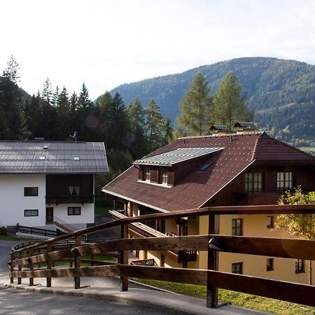 Ski In/Ski Out 2-Bedroom Free Parking Bach  Buitenkant foto