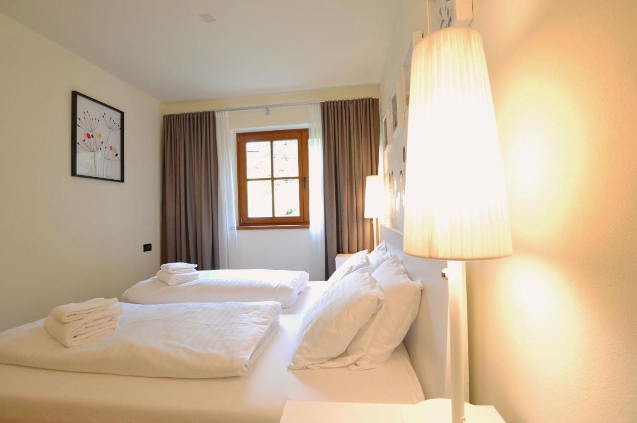 Ski In/Ski Out 2-Bedroom Free Parking Bach  Buitenkant foto