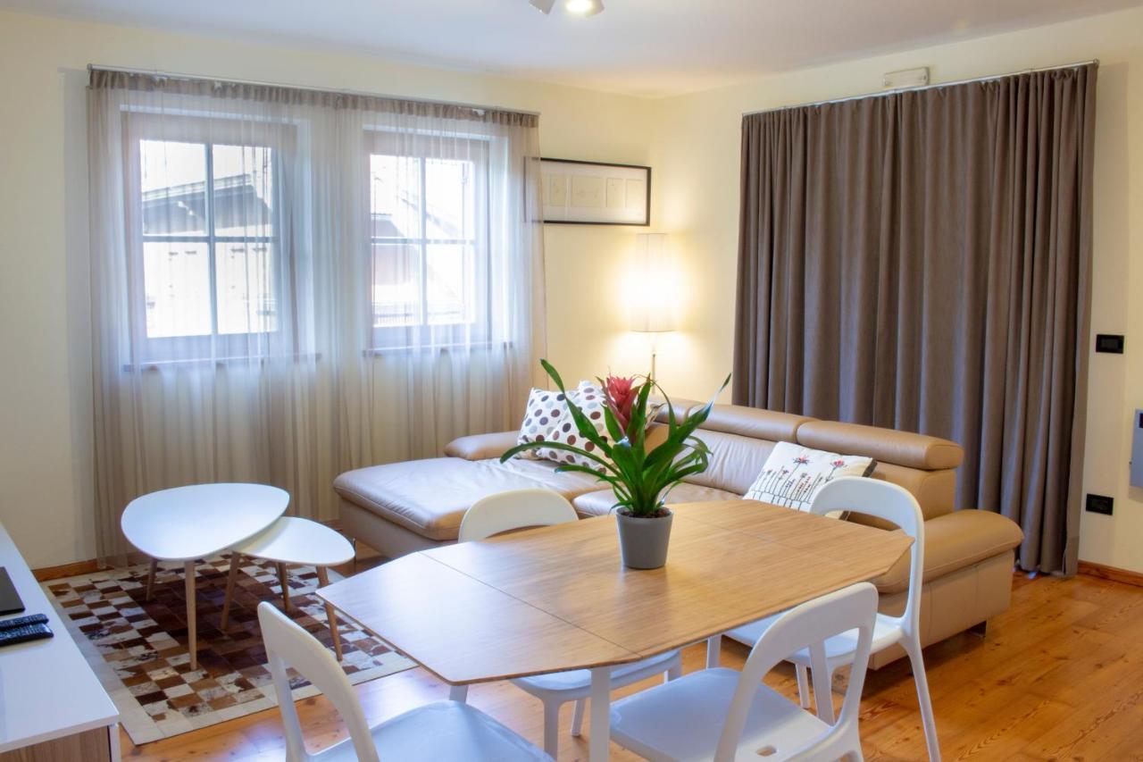Ski In/Ski Out 2-Bedroom Free Parking Bach  Buitenkant foto