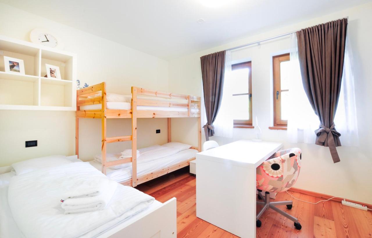 Ski In/Ski Out 2-Bedroom Free Parking Bach  Buitenkant foto