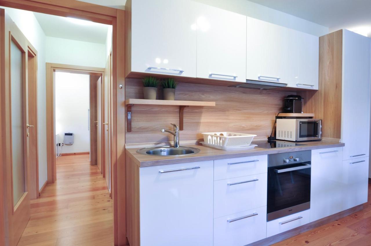 Ski In/Ski Out 2-Bedroom Free Parking Bach  Buitenkant foto